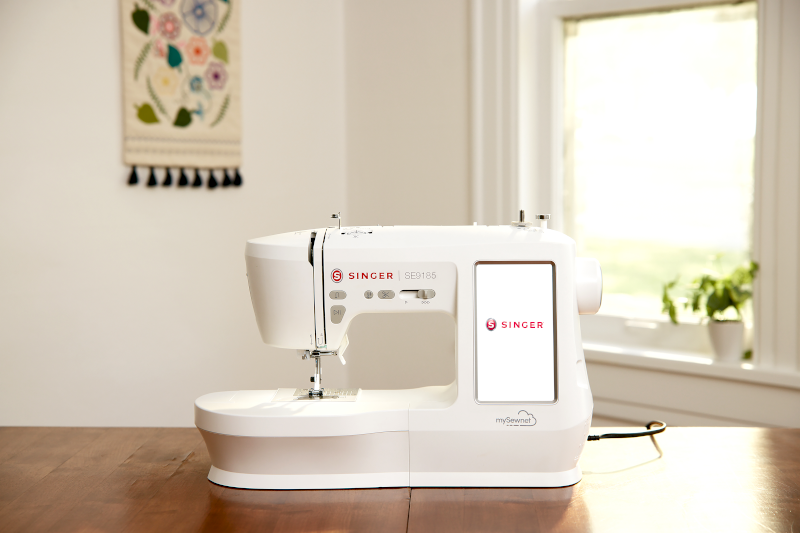 SINGER® SE9185 Sewing & Embroidery Machine with WIFI colour touchscreen