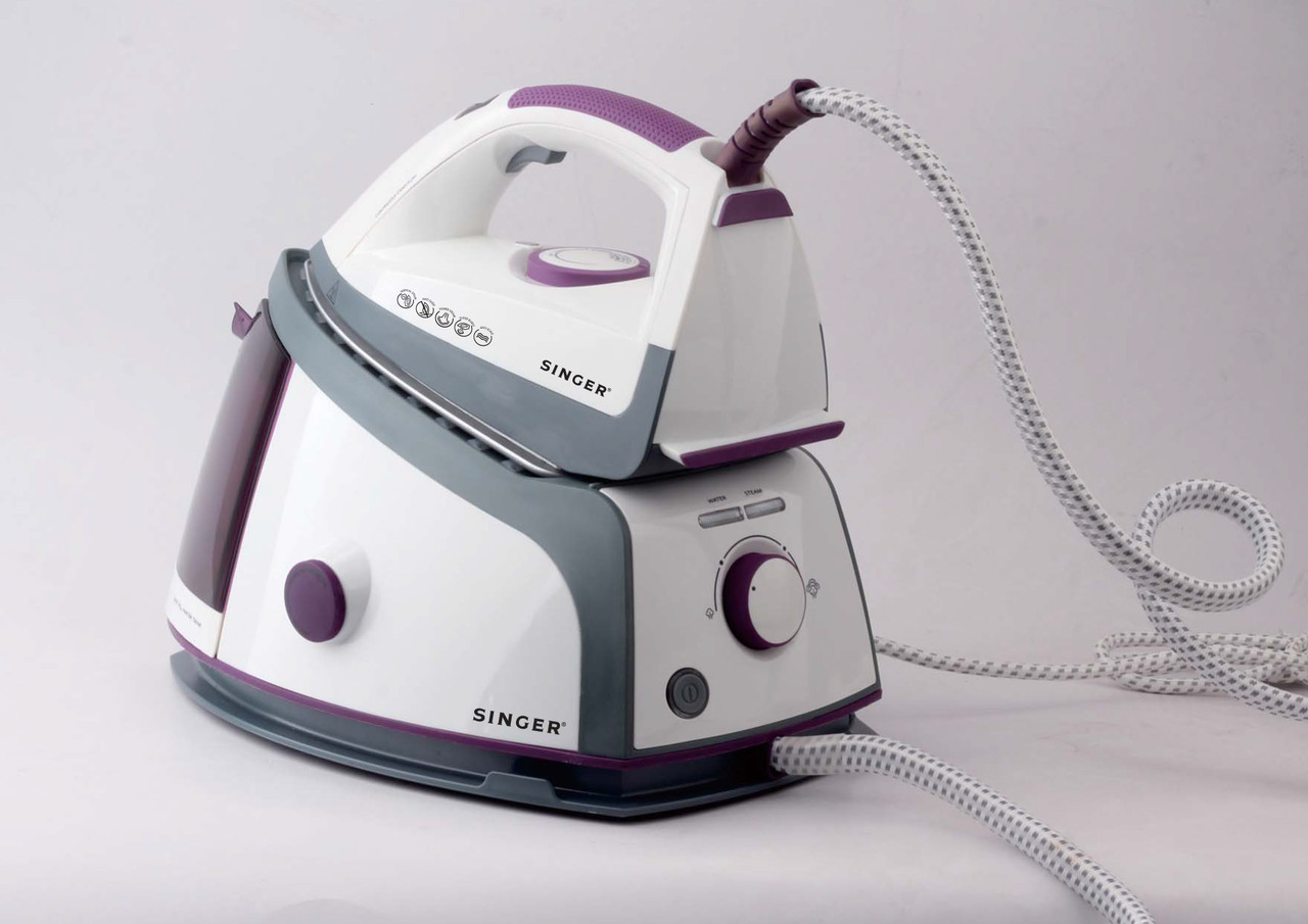 SINGER® Steam Ironing Station