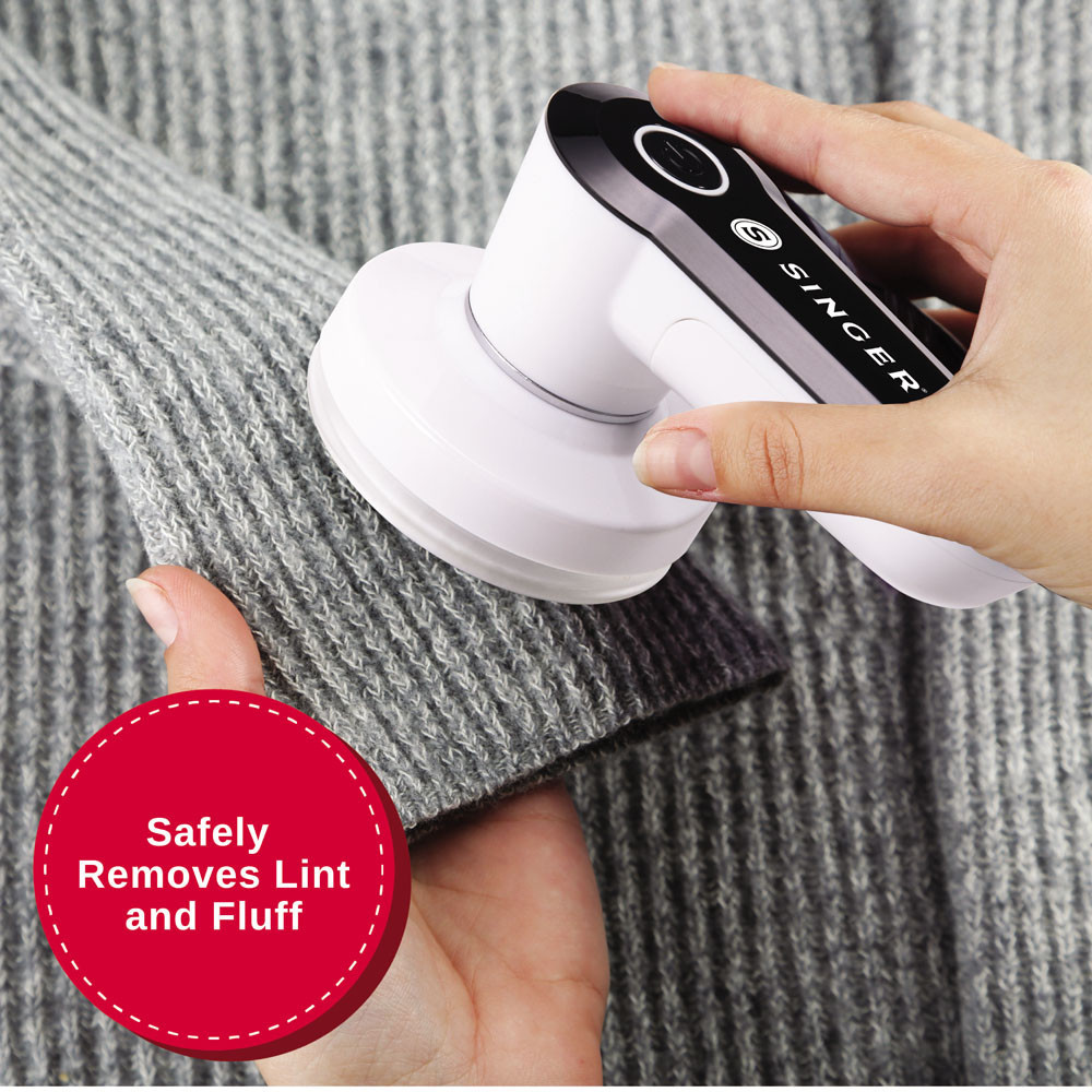 SINGER Travel Lint Remover safely removes lint and fluff