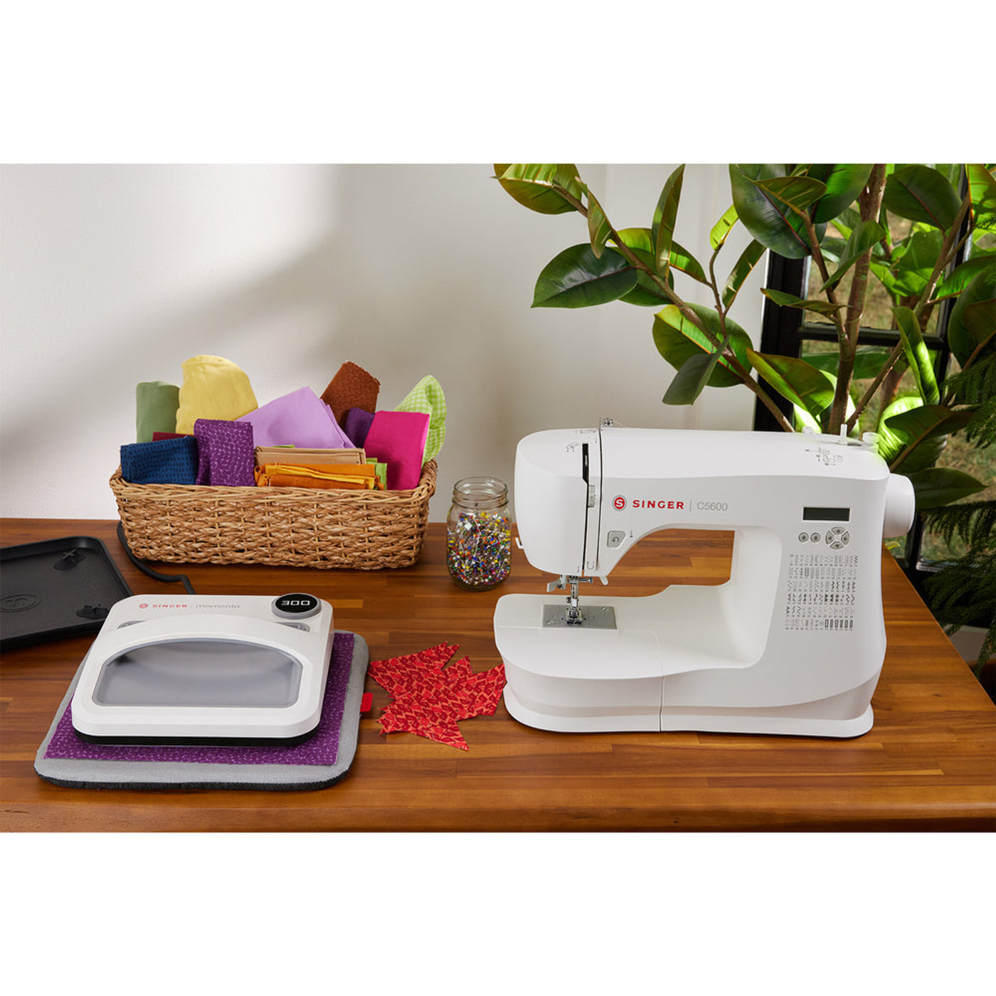 SINGER® MOMENTO™ Square Press