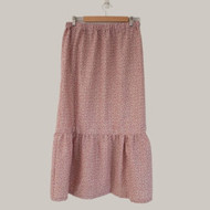 How to sew a simple skirt with a ruffled hem
