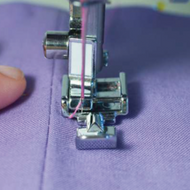 How to use the Zipper Foot