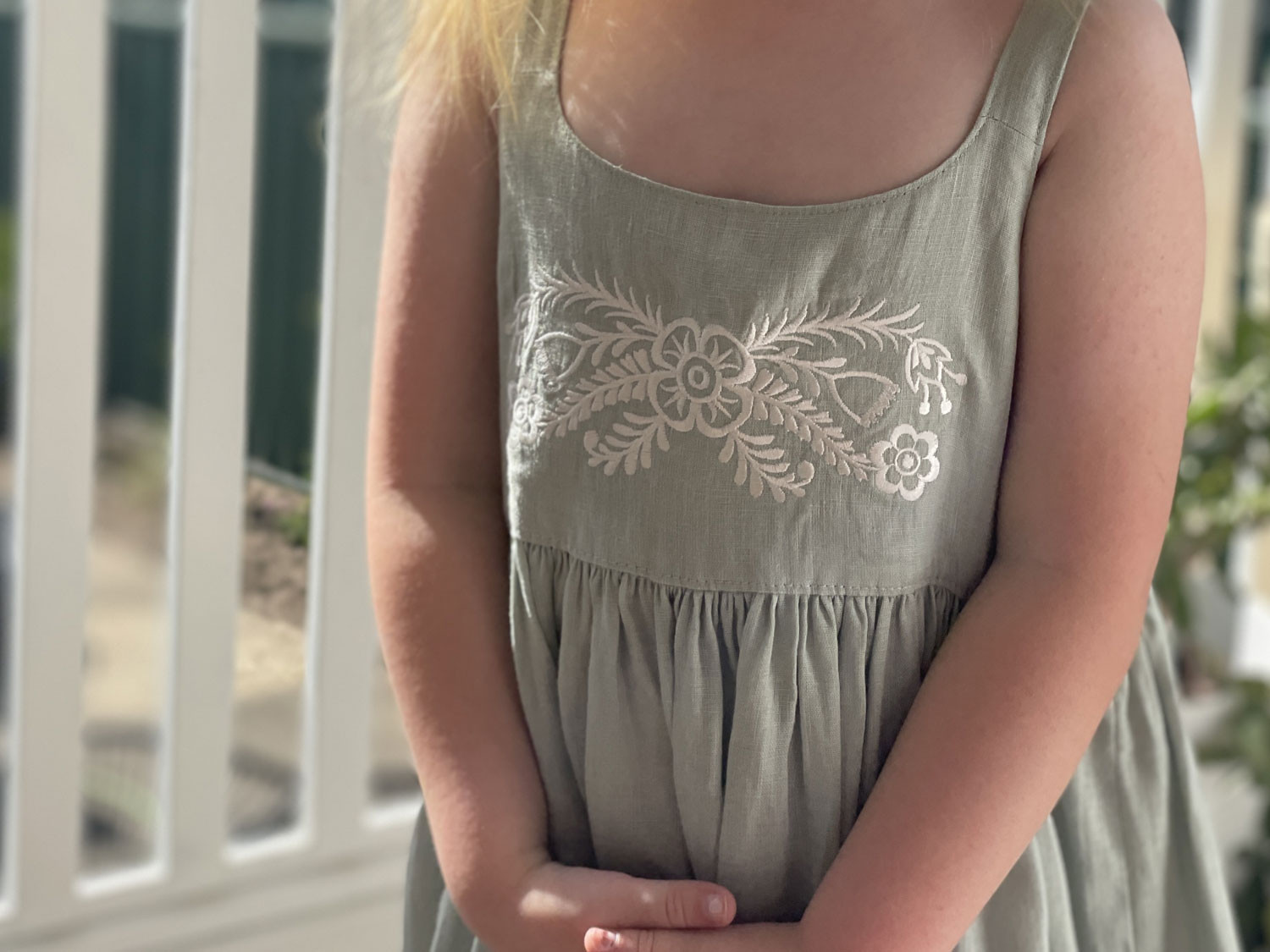 Sew a Boho Linen Dress with PFAFF Creative 3.0 Embroidery