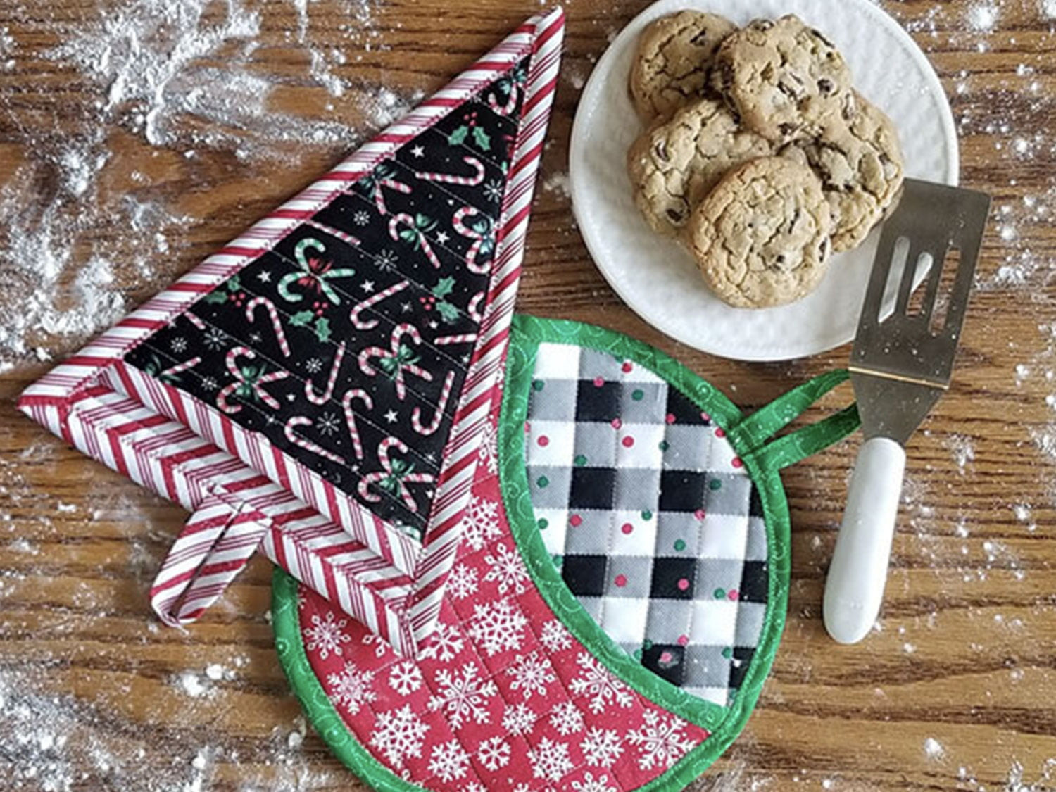 Quilted Holiday Potholder Tutorial
