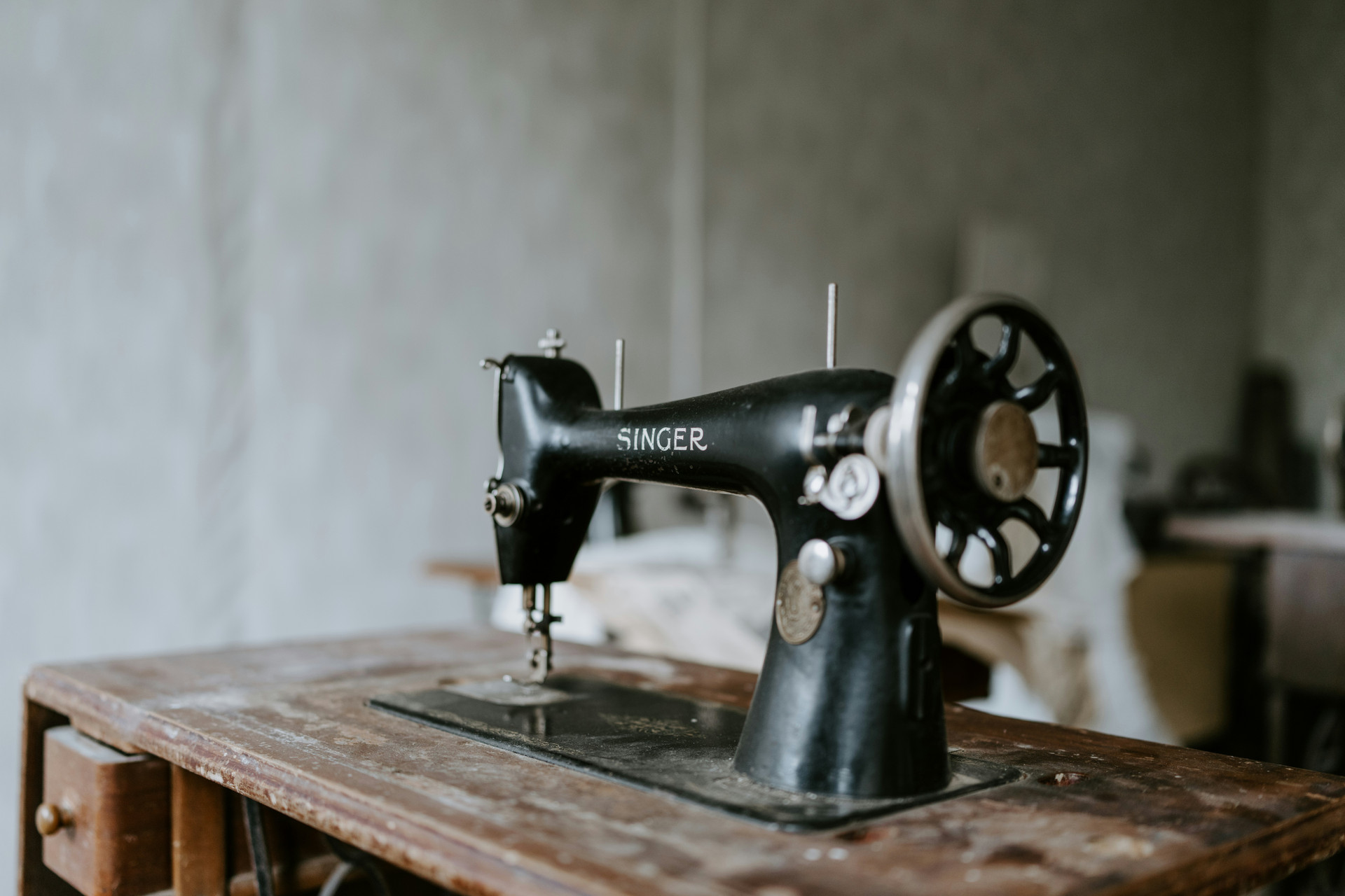 Must-Know Sewing Machine Maintenance Tips to Keep Your Machine Running Smoothly Must-Know Sewing Machine Maintenance Tips to Keep Your Machine Running Smoothly