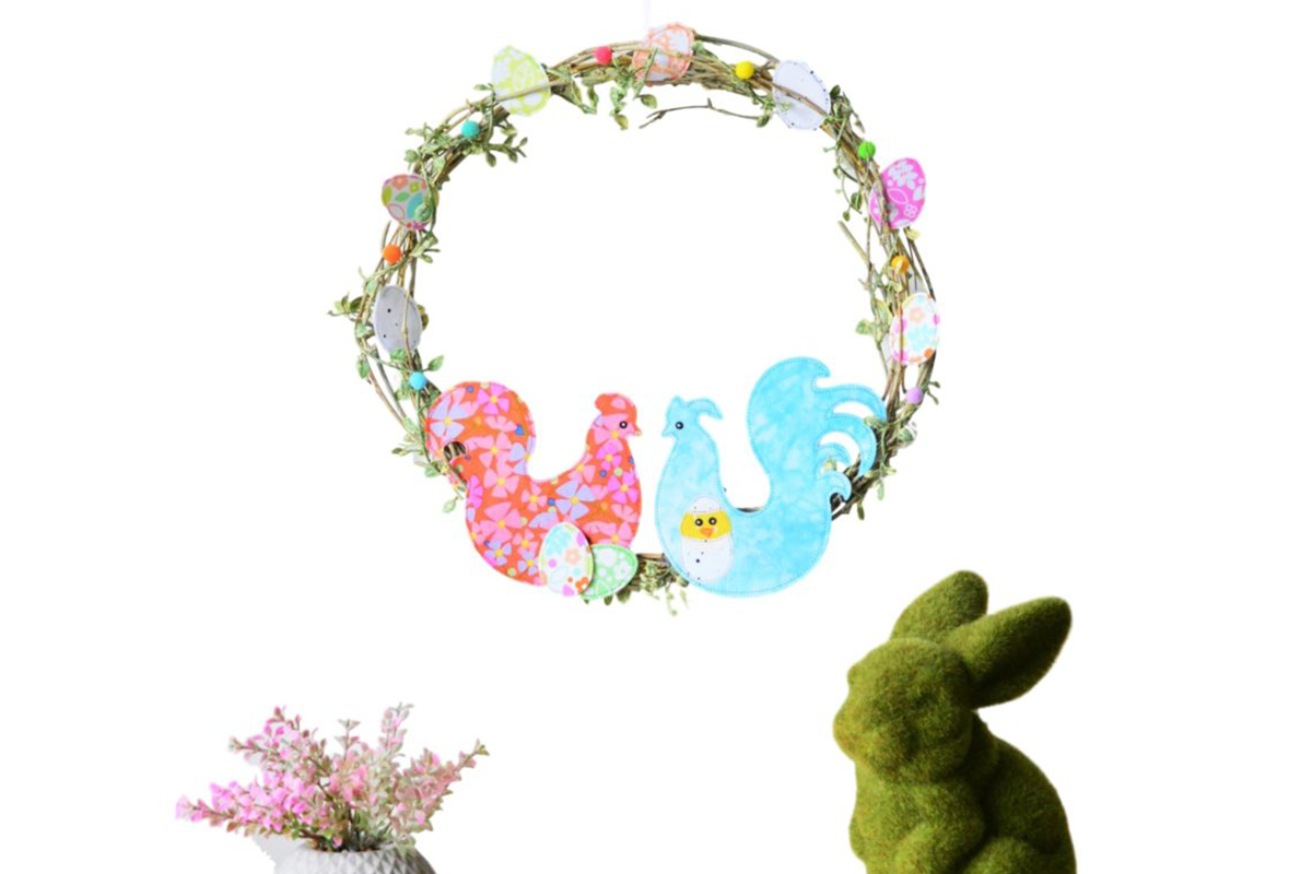 Cluck, Cluck Easter Wreath