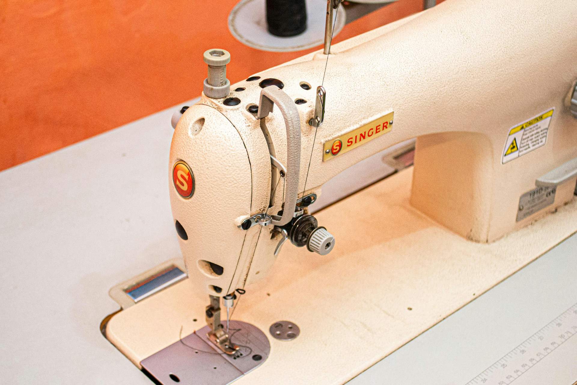 Create a Custom Sewing Machine Cover, Mat & Tool Roll with SINGER Accessories