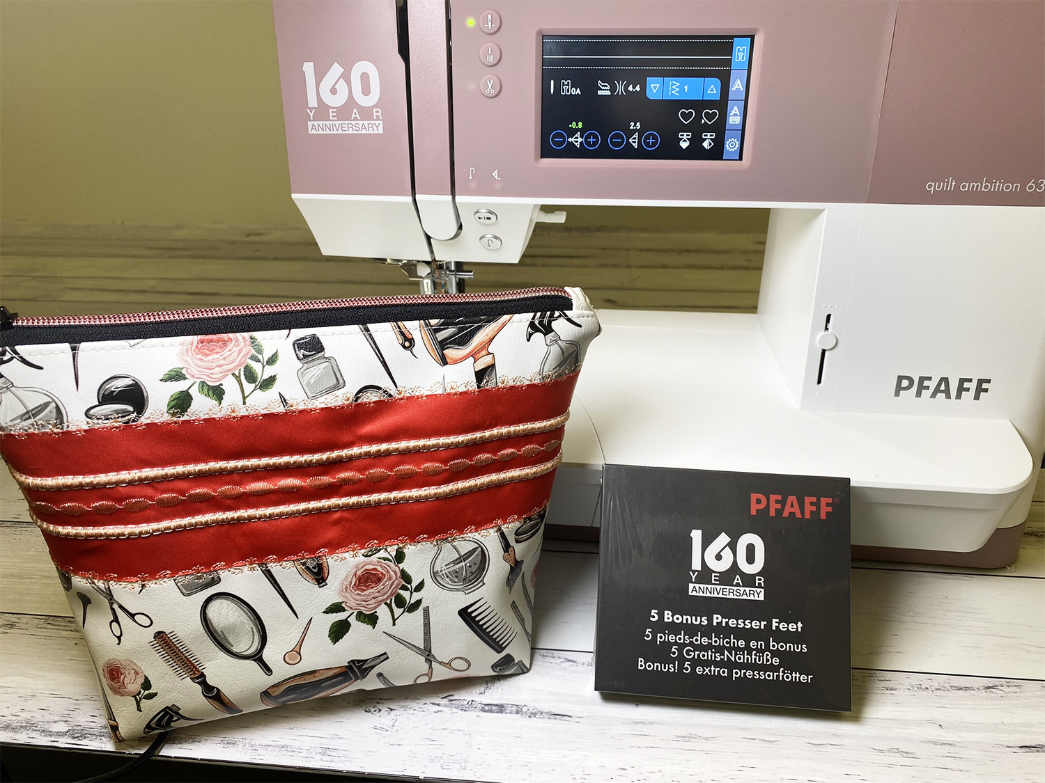 How to Make a Cosmetic Bag with the PFAFF quilt ambition 635