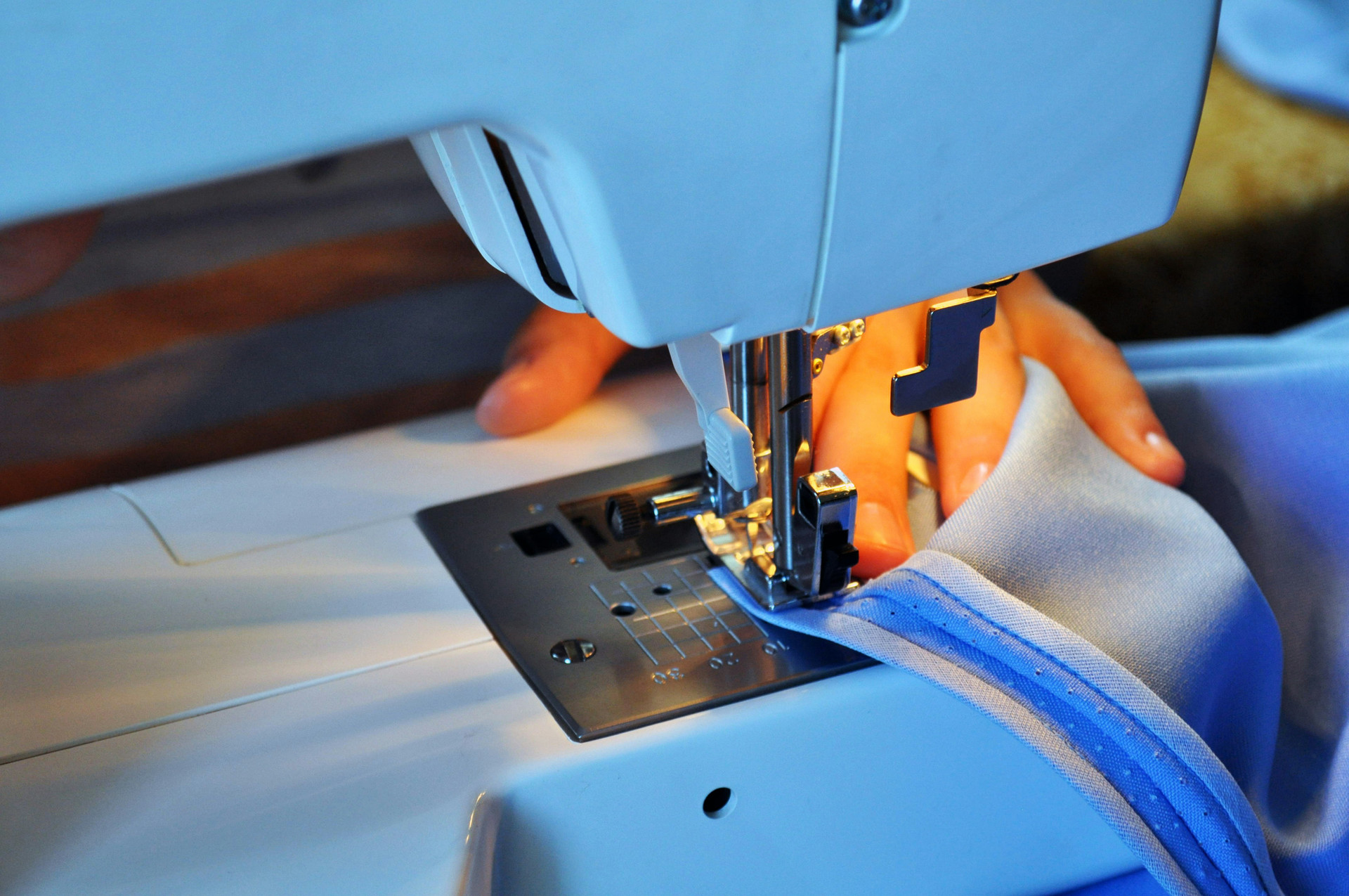 10 Sewing Machine Features You Might Be Ignoring (But Shouldn’t Be) 10 Sewing Machine Features You Might Be Ignoring (But Shouldn’t Be)