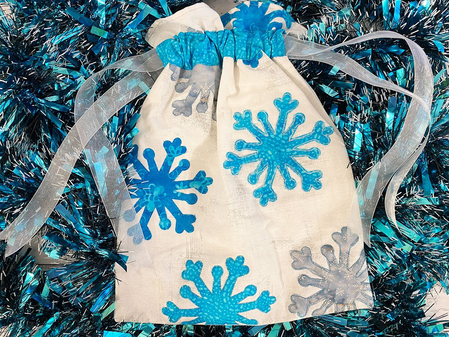 How to make a Santa Sack with Appliques