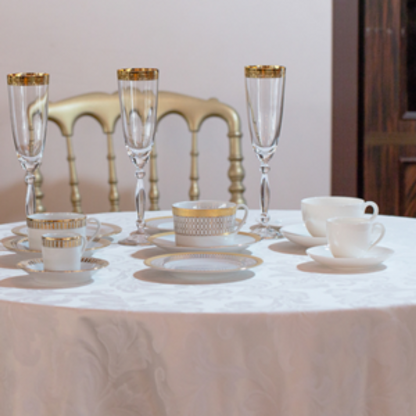 How to create the perfect tablecloth