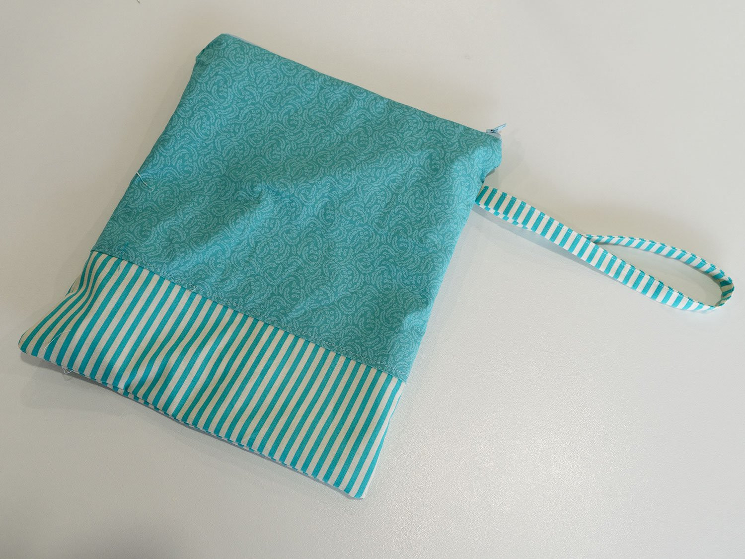 How to sew a Wet Bag for Wet Swimmers