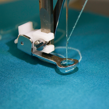 SINGER® Darning / Embroidery Presser Foot