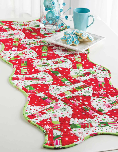 GO! Christmas Candy Apples Table Runner