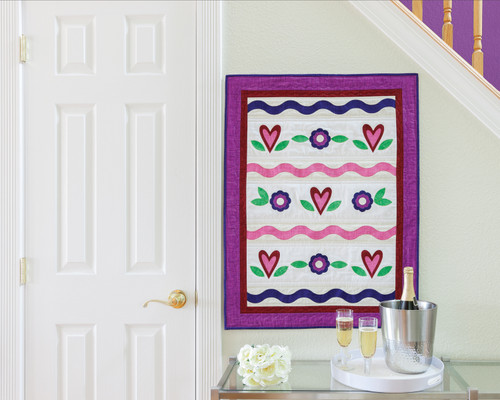 GO! Sweetheart Wall Hanging (Lifestyle)