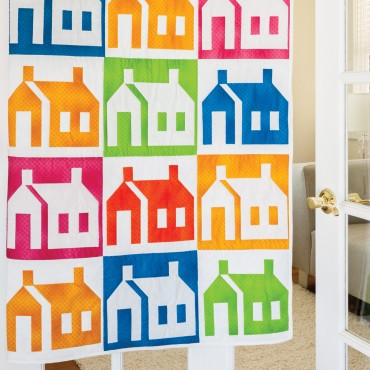 GO! Mod Schoolhouse Quilt Pattern (Lifestyle)