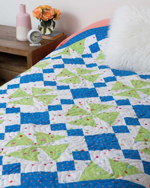 pq11567-10in-upbeat-angles-throw-quilt-lifestyle-web