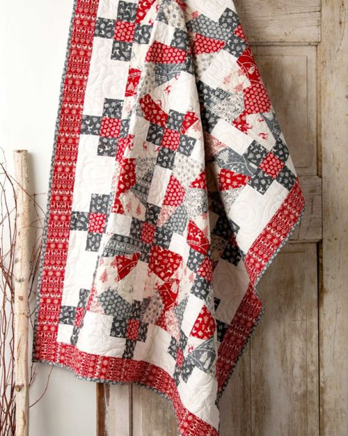 pq11593-scandinavian-crazy-winter-quilt-lifestyle-web