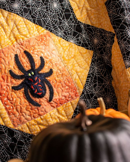 pq11670-go_halloween_medley_quilt