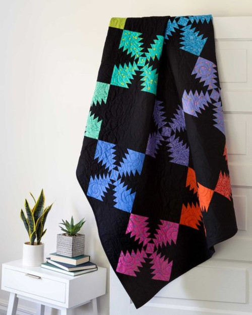 pq11647-studio-pineapple-on-point-throw-lifestyle-web