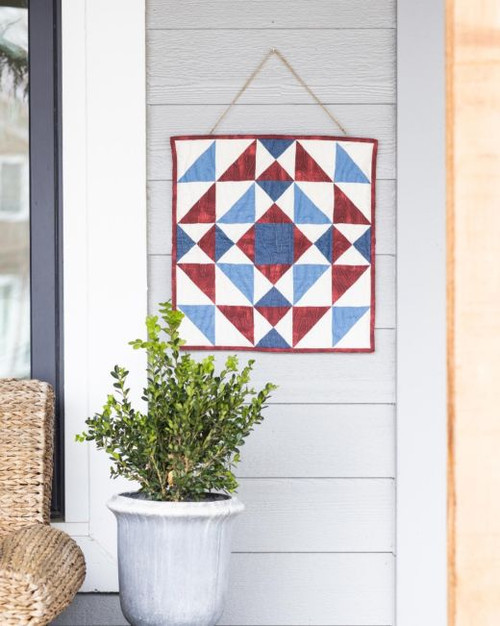 pq11846_go_front_door_barn_quilt_lifestyle_web