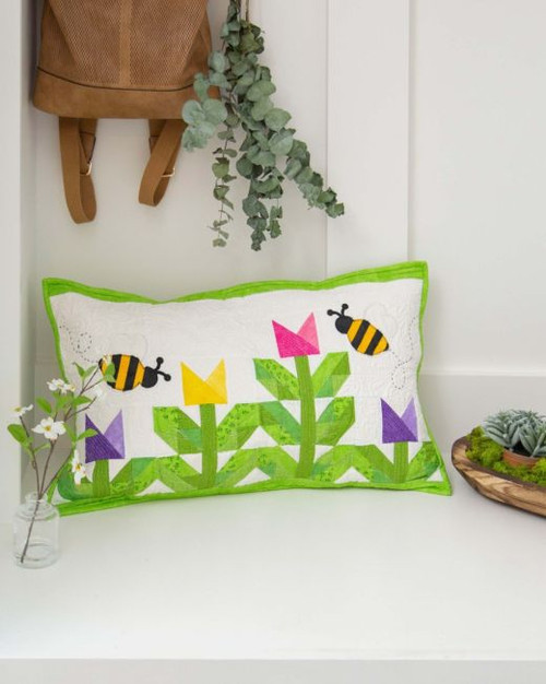 pq11876-go_-bee-bench-pillow_lifestyle_web