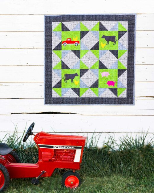 pq12059-farm-yard-animals-wall-hanging_lifestyle_web