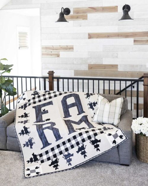 pq12140 down on the farm throw quilt lifestyle web