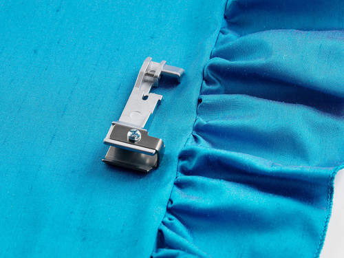 Overlock-Gathering-Foot