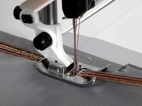 7-Hole-Cord-Foot-with-Threader
