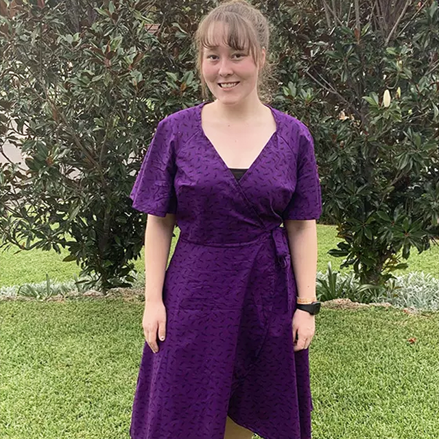 Wrap Dress with Pockets SINGER®