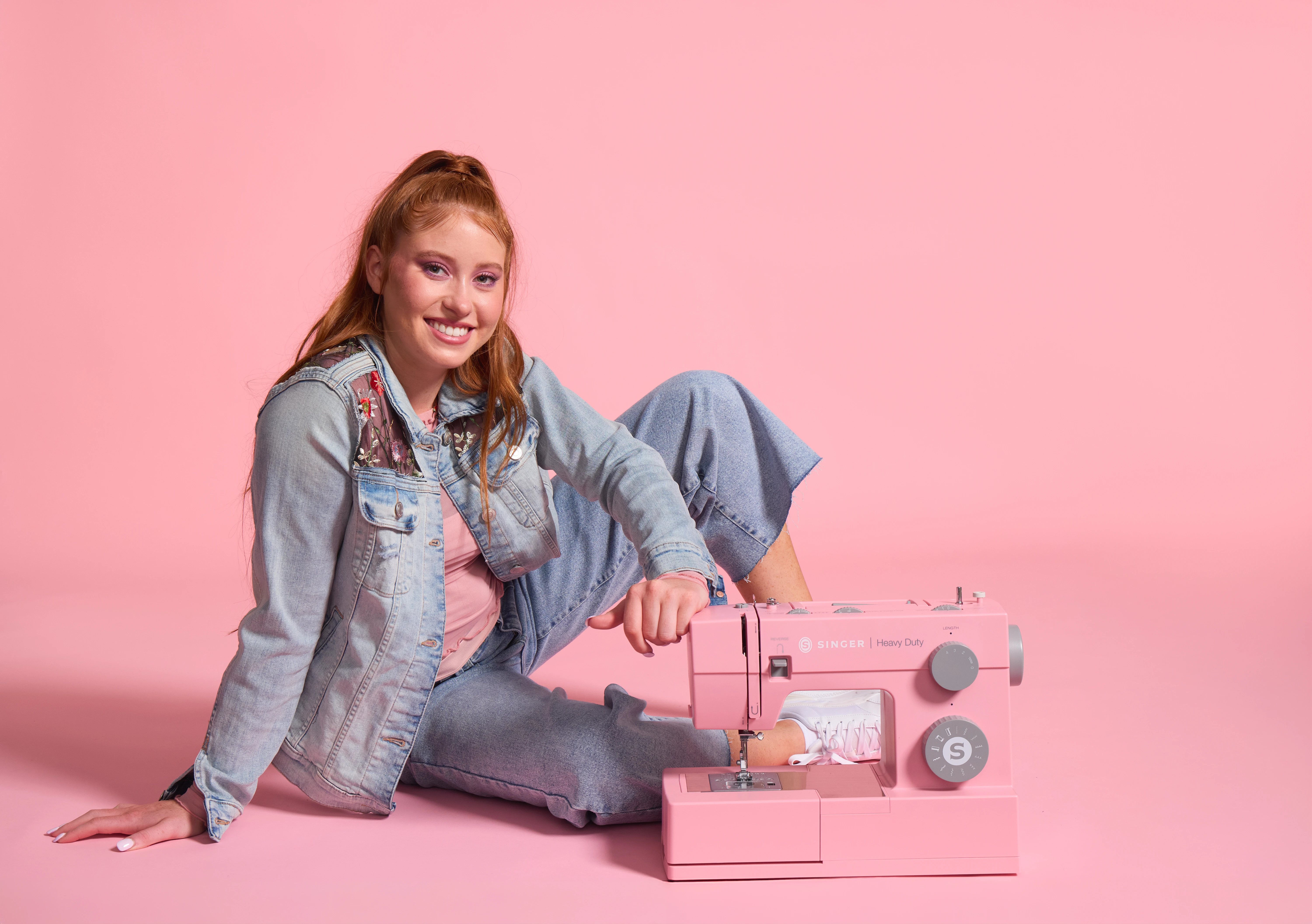 Heavy-Duty-Sewing-Machine