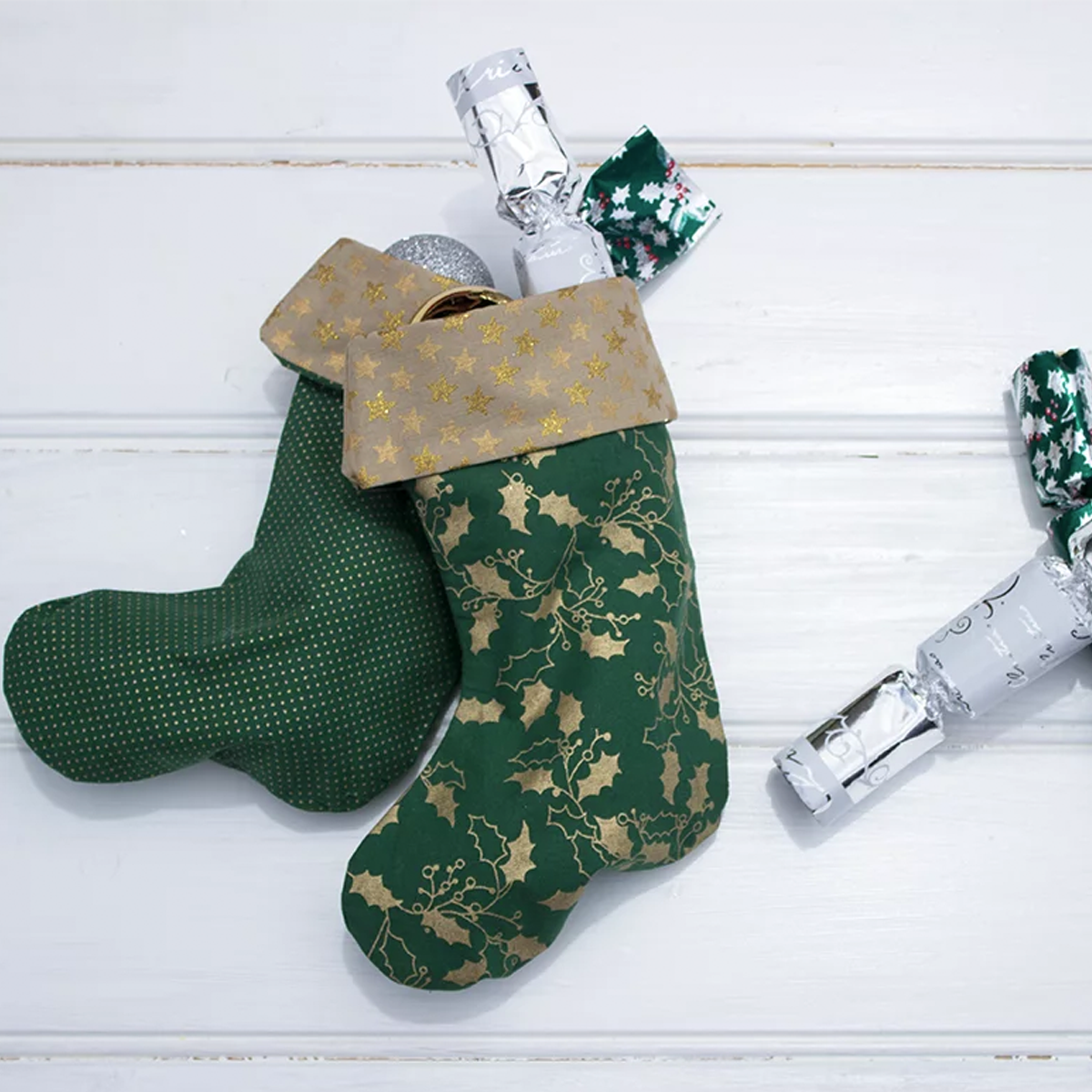 Christmas Stockings - SINGER®
