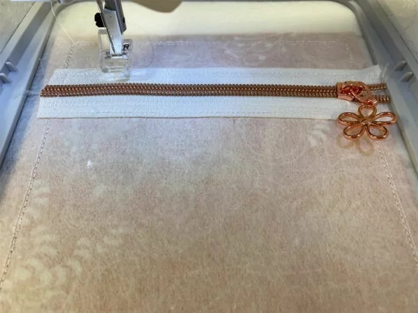 in-the-hoop-bag-step-9-600x450__48524