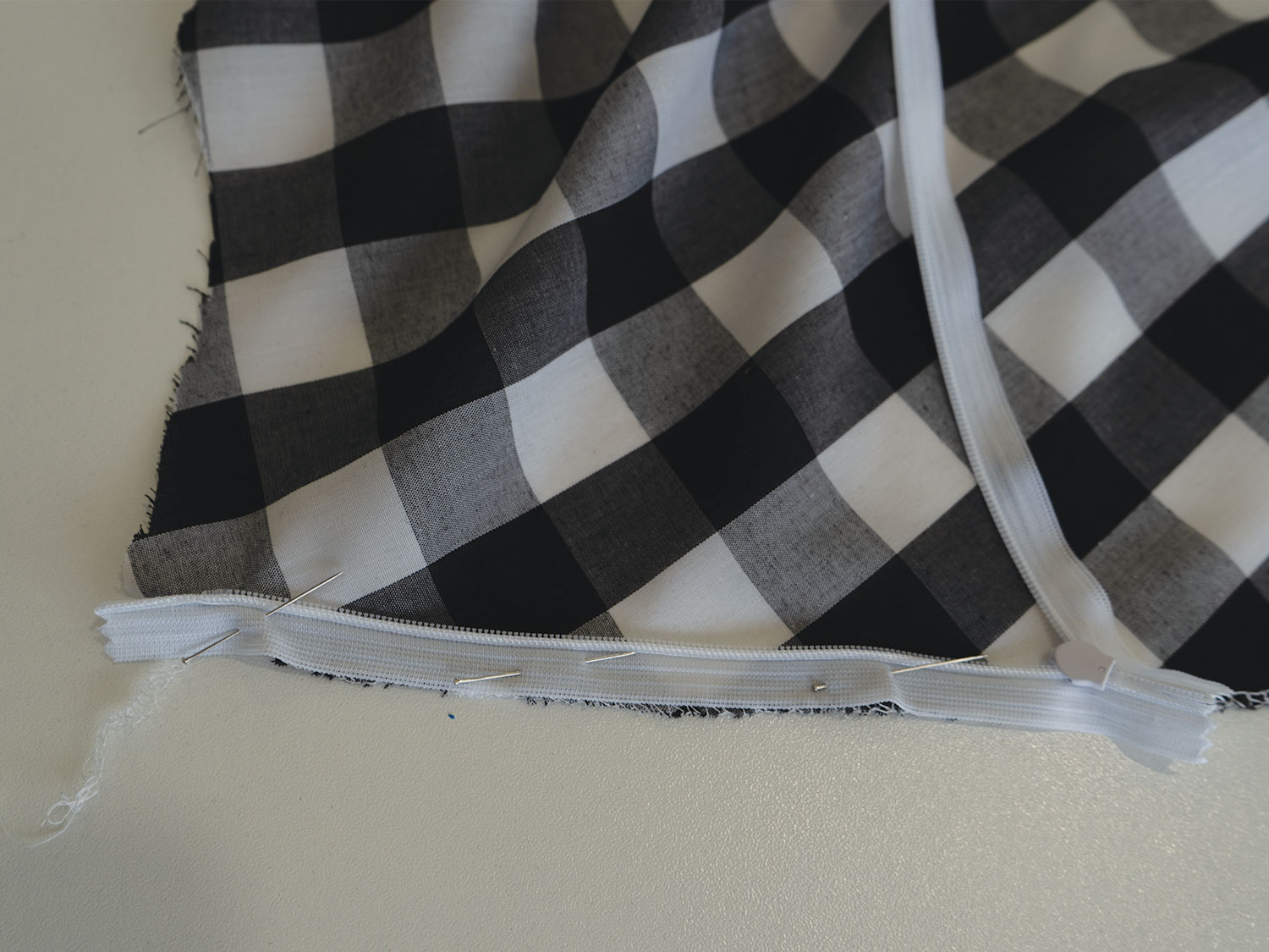 invisible-zip-step-1