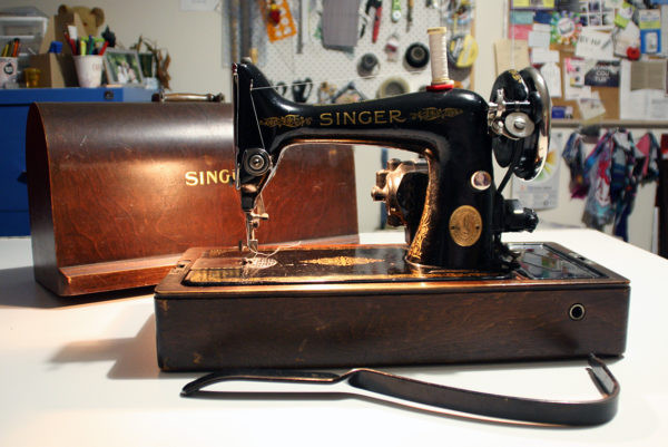 Vintage Singer 99K