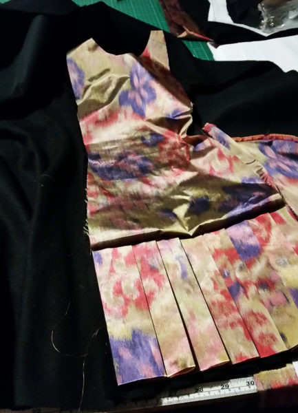 Resignations Coat Image 5