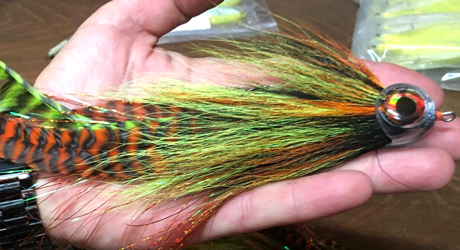 Basic Fly Tying: How to Manage Marabou and other Loose Materials 