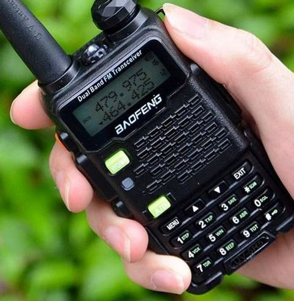 Handheld UHF Radio 