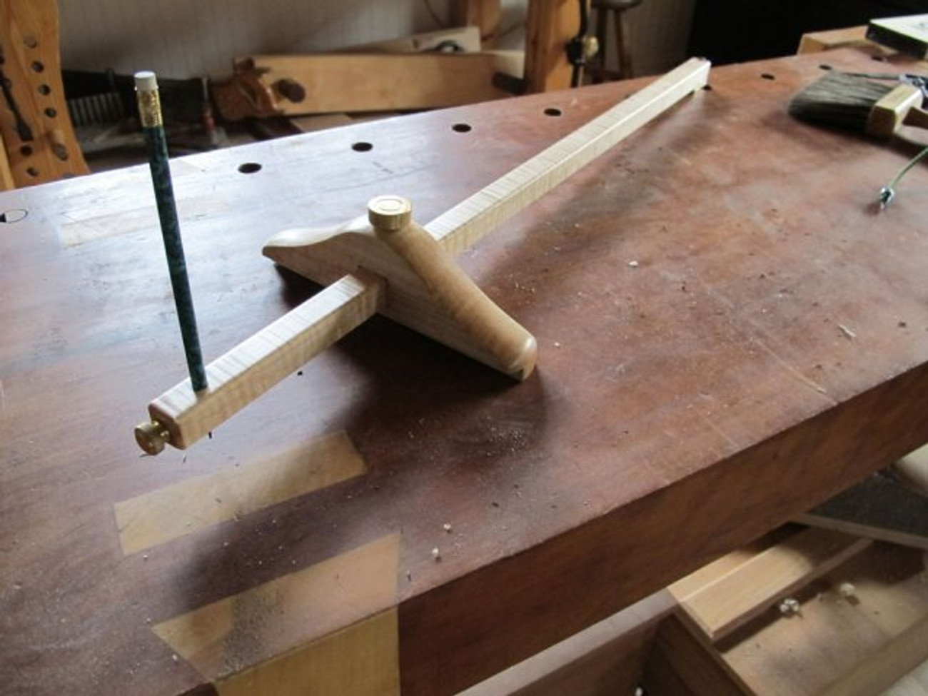 Hamilton Panel Gauge