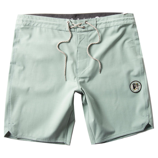 Vissla Solid Sets 18.5" Boardshorts (Aloe) Vissla Solid Sets 18.5" Boardshorts (Aloe)