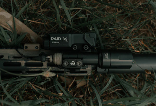 OVERBORE SYSTEMS - SWVL - PICATINNY Mount - FDE