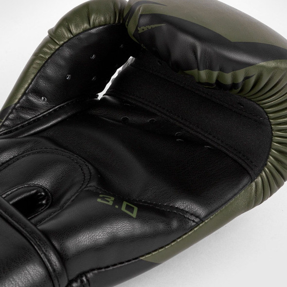 Venum Challenger Giant 3.0 Boxing Gloves (Khaki/Blk) Venum Challenger Giant 3.0 Boxing Gloves (Khaki/Blk)