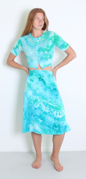 MERINO WOOL CREW CROP S/S BUTTON CARDI WATER NYMPH