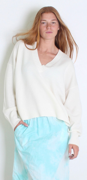 MERINO WOOL DEEP V BOYFRIEND SWEATER NATURAL