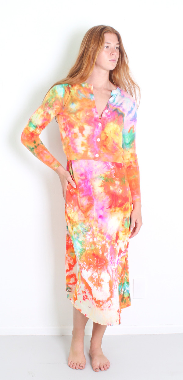 MERINO WOOL CREW CROP BUTTON CARDI DIVA