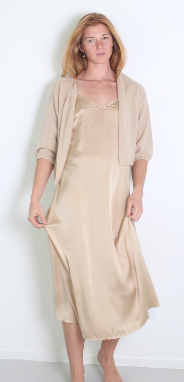 100% SILK FANNY DRESS SOLID SAND