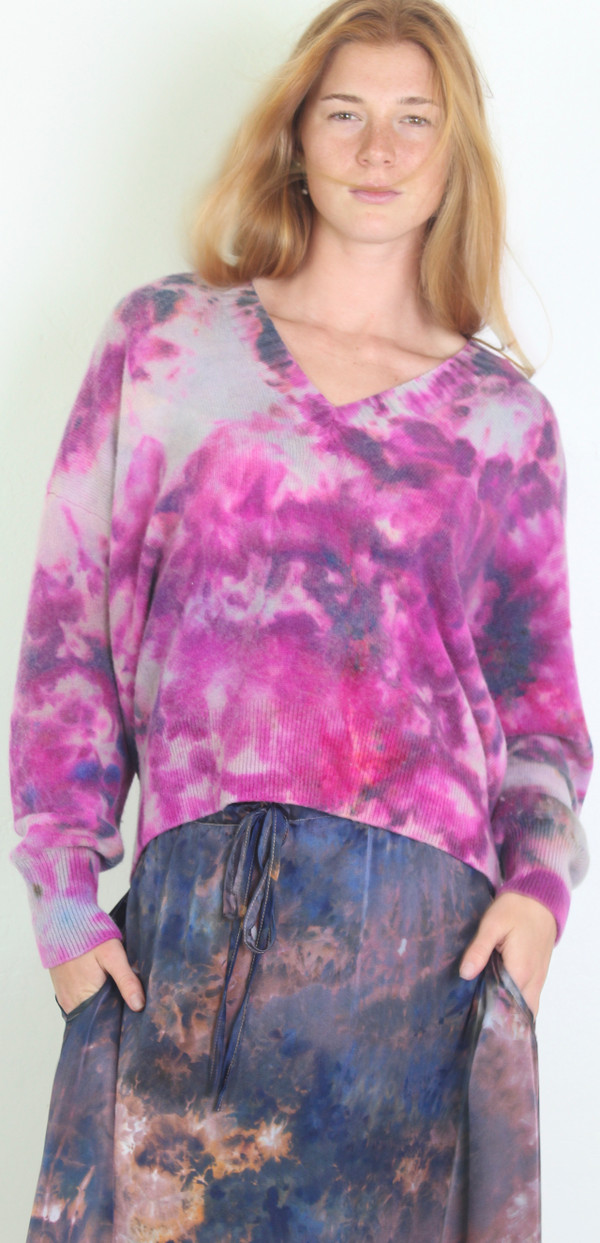 MERINO WOOL DEEP V BOYFRIEND SWEATER ZABRISKIE POINT