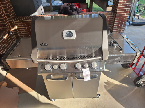 Napoleon Prestige Series Gas Grill assembled by a HandyBuddy expert in Edgewater, MD · Jul 2024