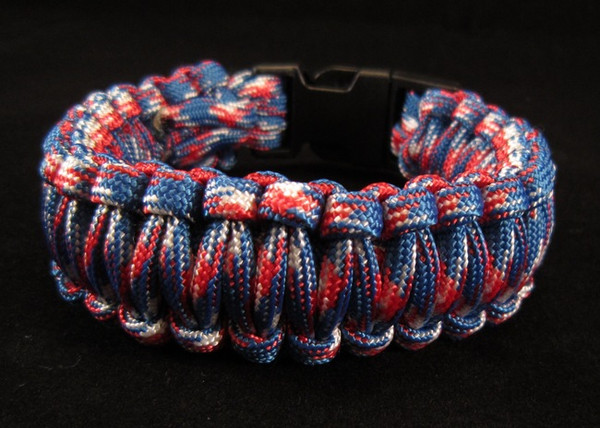 Paracord Survival Bracelet - SK0006-SB